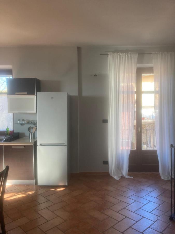 Da Emi - La Casetta In Piazza Monforte dʼAlba Dış mekan fotoğraf